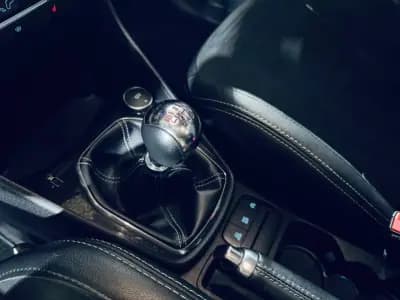 Sell Ford Fiesta 2019 - 21990 EUR, 151232 km - AUTO.MOTO.pt