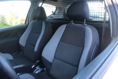 Sell Peugeot 207 2008 - 4250 EUR, 161000 km - AUTO.MOTO.pt