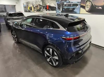 Vendo Renault Mégane E-Tech 2023 - 26500 EUR, 45000 km - AUTO.MOTO.pt