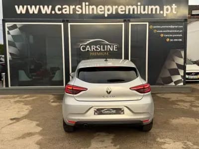 Vendo Renault Clio 2023 - 14490 EUR, 58773 km - AUTO.MOTO.pt