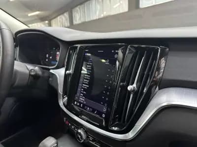 Vendo Volvo V60 2023 - 38500 EUR, 60000 km - AUTO.MOTO.pt