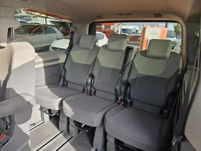 Vendo Volkswagen Multivan 2023 - 39950 EUR, 140321 km - AUTO.MOTO.pt
