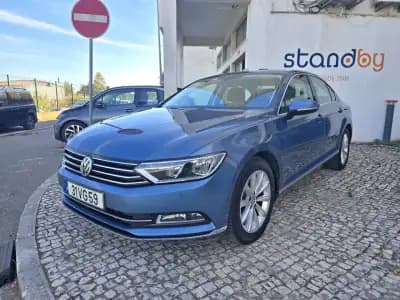 Sell Volkswagen Passat 2018 - 16950 EUR, 97000 km - AUTO.MOTO.pt