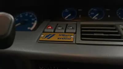 Sell Renault Clio 1994 - 26990 EUR, 95009 km - AUTO.MOTO.pt