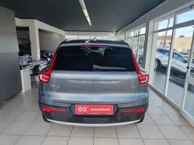 Vendo Volvo XC 40 2019 - 23850 EUR, 132000 km - AUTO.MOTO.pt