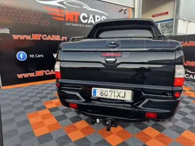 Vendo Mitsubishi L200 2004 - 16000 EUR, 188492 km - AUTO.MOTO.pt