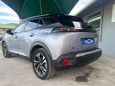 Vendo Peugeot e-2008 2023 - 21950 EUR, 73200 km - AUTO.MOTO.pt