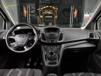 Vendo Ford Tourneo Connect 2015 - 12990 EUR, 204400 km - AUTO.MOTO.pt