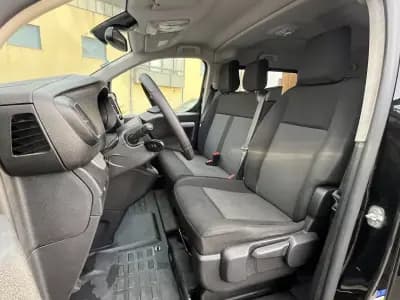 Vendo Toyota Proace Verso 2022 - 24450 EUR, 211000 km - AUTO.MOTO.pt