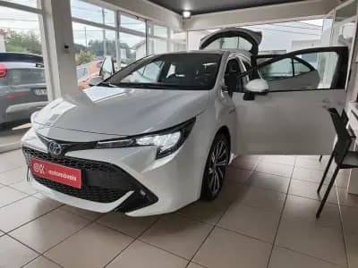 Sell Toyota Corolla 2021 - 21550 EUR, 73400 km - AUTO.MOTO.pt