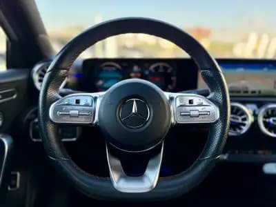 Vendo Mercedes-Benz A 180 Limousine 2020 - 29950 EUR, 97000 km - AUTO.MOTO.pt