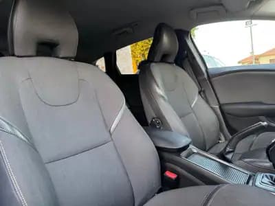 Sell Volvo V40 Cross Country 2013 - 13500 EUR, 164000 km - AUTO.MOTO.pt