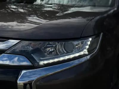 Sell Mitsubishi Outlander 2017 - 16990 EUR, 132000 km - AUTO.MOTO.pt