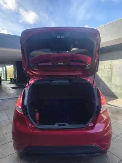 Sell Ford Fiesta 2017 - 10750 EUR, 128000 km - AUTO.MOTO.pt