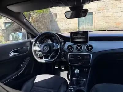Vendo Mercedes-Benz CLA 200 2015 - 18999 EUR, 248500 km - AUTO.MOTO.pt