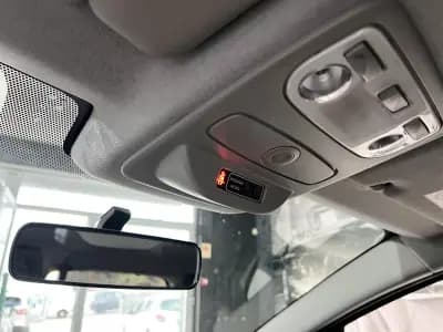 Vendo Renault Clio Sport Tourer 2015 - 8600 EUR, 248781 km - AUTO.MOTO.pt