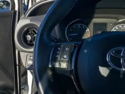 Vendo Toyota Yaris 2018 - 11990 EUR, 105000 km - AUTO.MOTO.pt