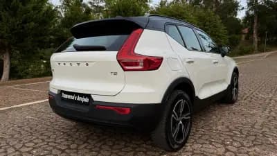 Sell Volvo XC 40 2021 - 24900 EUR, 149000 km - AUTO.MOTO.pt