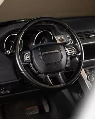 Sell Land Rover Range Rover Evoque 2013 - 20450 EUR, 180000 km - AUTO.MOTO.pt