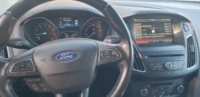 Sell Ford Focus 2015 - 8750 EUR, 162170 km - AUTO.MOTO.pt