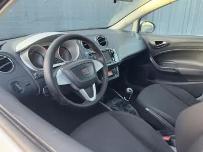 Vendo SEAT Ibiza 2009 - 8990 EUR, 135000 km - AUTO.MOTO.pt