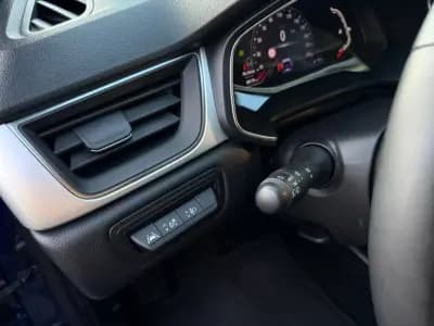 Vendo Renault Captur 2022 - 17300 EUR, 89000 km - AUTO.MOTO.pt