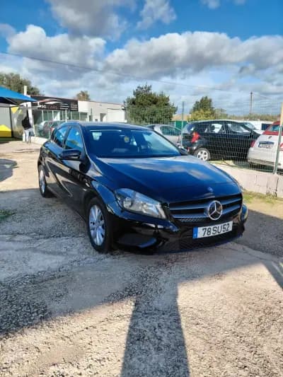Vendo Mercedes-Benz A 180 2014 - 13900 EUR, 258000 km - AUTO.MOTO.pt