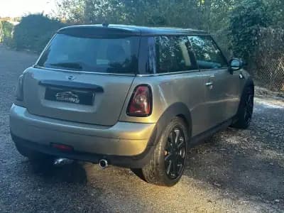 Vendo MINI 2008 - 7999 EUR, 300000 km - AUTO.MOTO.pt
