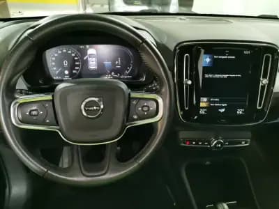 Vendo Volvo XC 40 2021 - 25990 EUR, 84341 km - AUTO.MOTO.pt