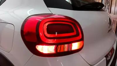 Vendo Citroën C3 VAN 2020 - 13618 EUR, 92936 km - AUTO.MOTO.pt