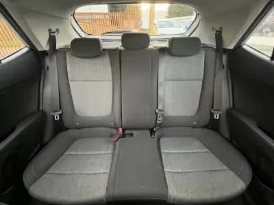 Vendo Kia Stonic 2022 - 13750 EUR, 81000 km - AUTO.MOTO.pt