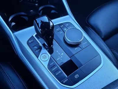 Vendo BMW 318 2019 - 28490 EUR, 74597 km - AUTO.MOTO.pt