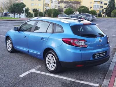 Vendo Renault Mégane Sport Tourer 2014 - 9980 EUR, 92200 km - AUTO.MOTO.pt
