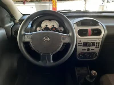 Vendo Opel Corsa 2006 - 4750 EUR, 195121 km - AUTO.MOTO.pt