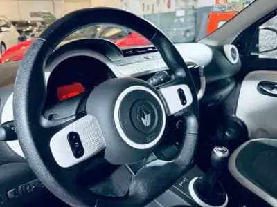 Sell Renault Twingo 2020 - 11990 EUR, 60657 km - AUTO.MOTO.pt