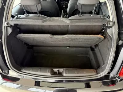 Vendo MINI One 2016 - 12999 EUR, 132000 km - AUTO.MOTO.pt