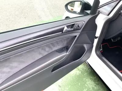 Vendo Volkswagen Golf 2017 - 33900 EUR, 55447 km - AUTO.MOTO.pt