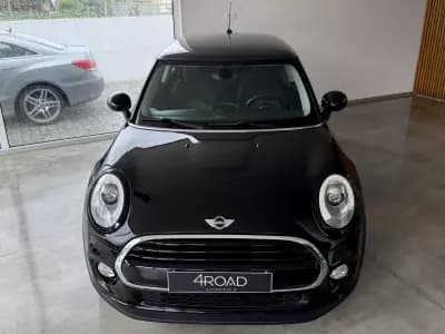 Vendo MINI One 2016 - 12999 EUR, 132000 km - AUTO.MOTO.pt