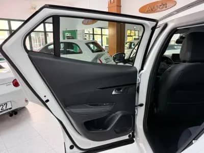 Vendo Peugeot 2008 2021 - 19850 EUR, 74617 km - AUTO.MOTO.pt