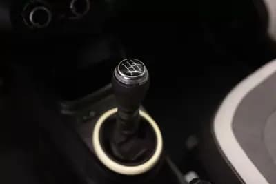 Vendo Renault Twingo 2019 - 10990 EUR, 90548 km - AUTO.MOTO.pt