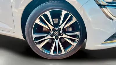 Vendo Renault Talisman 2018 - 18900 EUR, 122623 km - AUTO.MOTO.pt