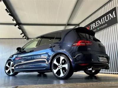 Sell Volkswagen Golf 2015 - 24990 EUR, 162000 km - AUTO.MOTO.pt