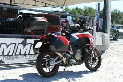 Sell Ducati Multistrada 1260 Enduro 2021 - 24500 EUR, 26000 km - AUTO.MOTO.pt