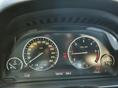 Vendo BMW 525 2014 - 22500 EUR, 183000 km - AUTO.MOTO.pt