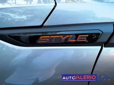 Sell Peugeot 2008 2024 - 22450 EUR, 14135 km - AUTO.MOTO.pt