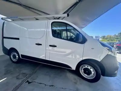 Sell Opel Vivaro 2020 - 18990 EUR, 130929 km - AUTO.MOTO.pt
