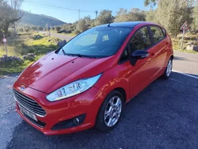 Vendo Ford Fiesta 2016 - 7950 EUR, 186200 km - AUTO.MOTO.pt