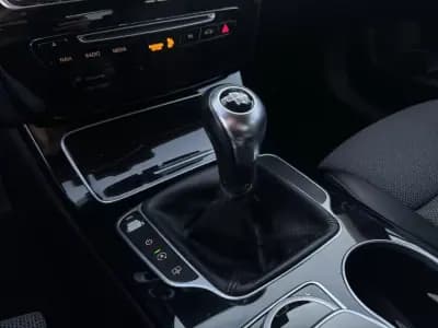 Sell Mercedes-Benz C 200 2016 - 23990 EUR, 39000 km - AUTO.MOTO.pt