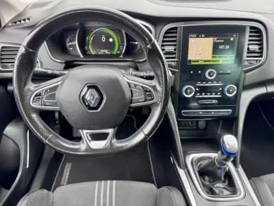Sell Renault Mégane 2016 - 14750 EUR, 142000 km - AUTO.MOTO.pt
