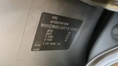 Sell Opel Insignia Grand Sport 2018 - 12900 EUR, 149839 km - AUTO.MOTO.pt